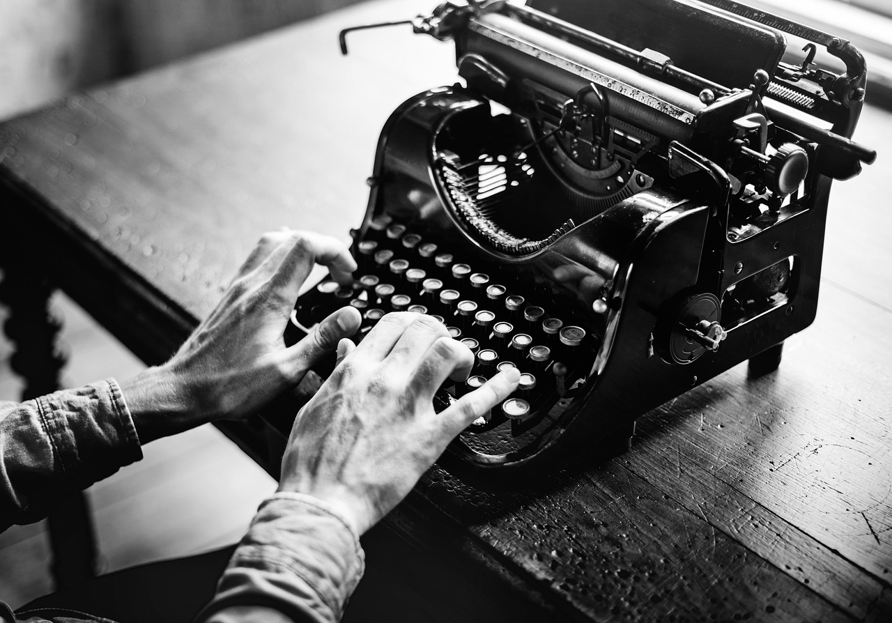 Simple references for learning from small communities